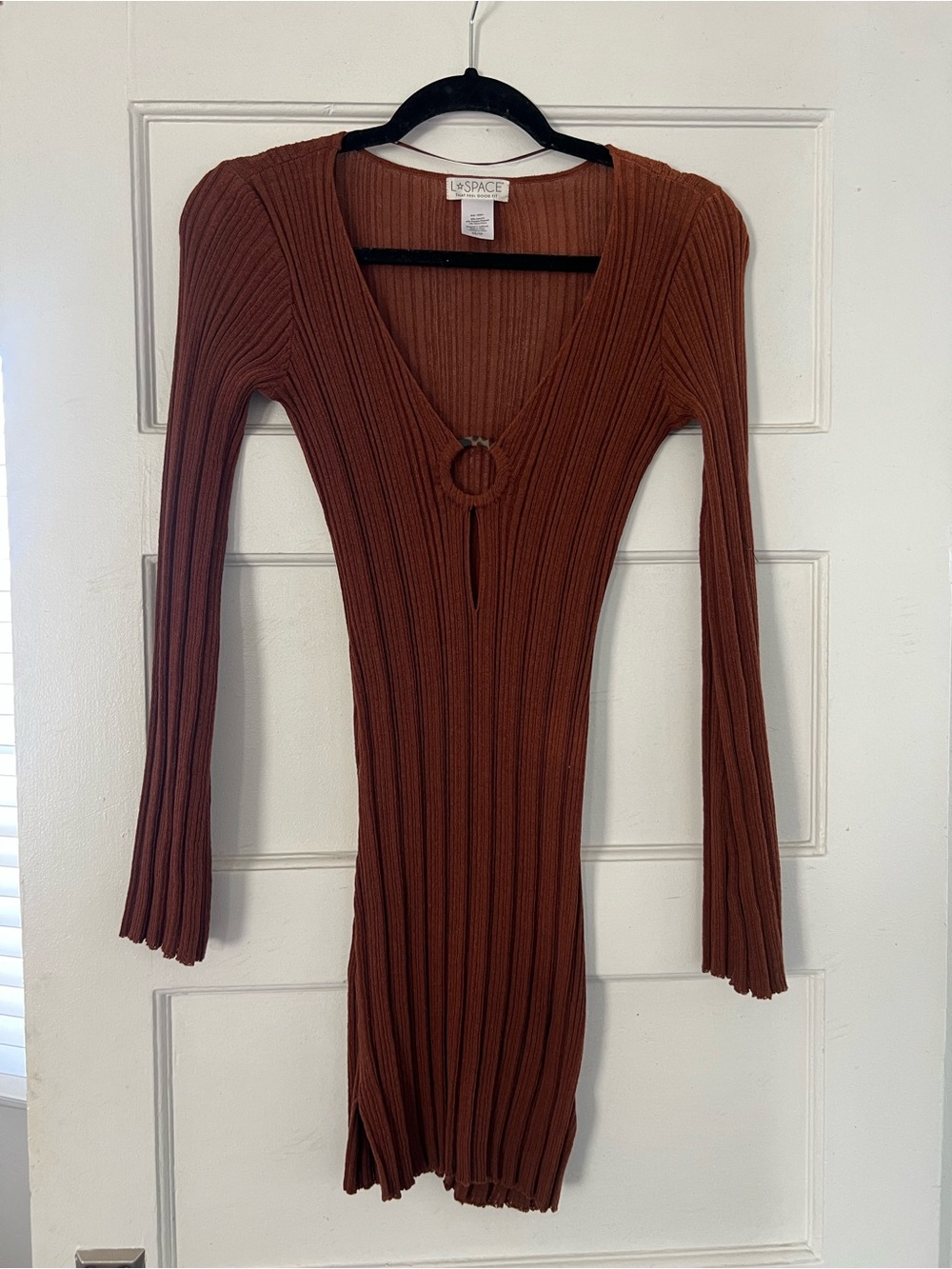 l*space Brown Ribbed V-Neck Swim Coverup with Front Ring Detail - Picture 3 of 5
